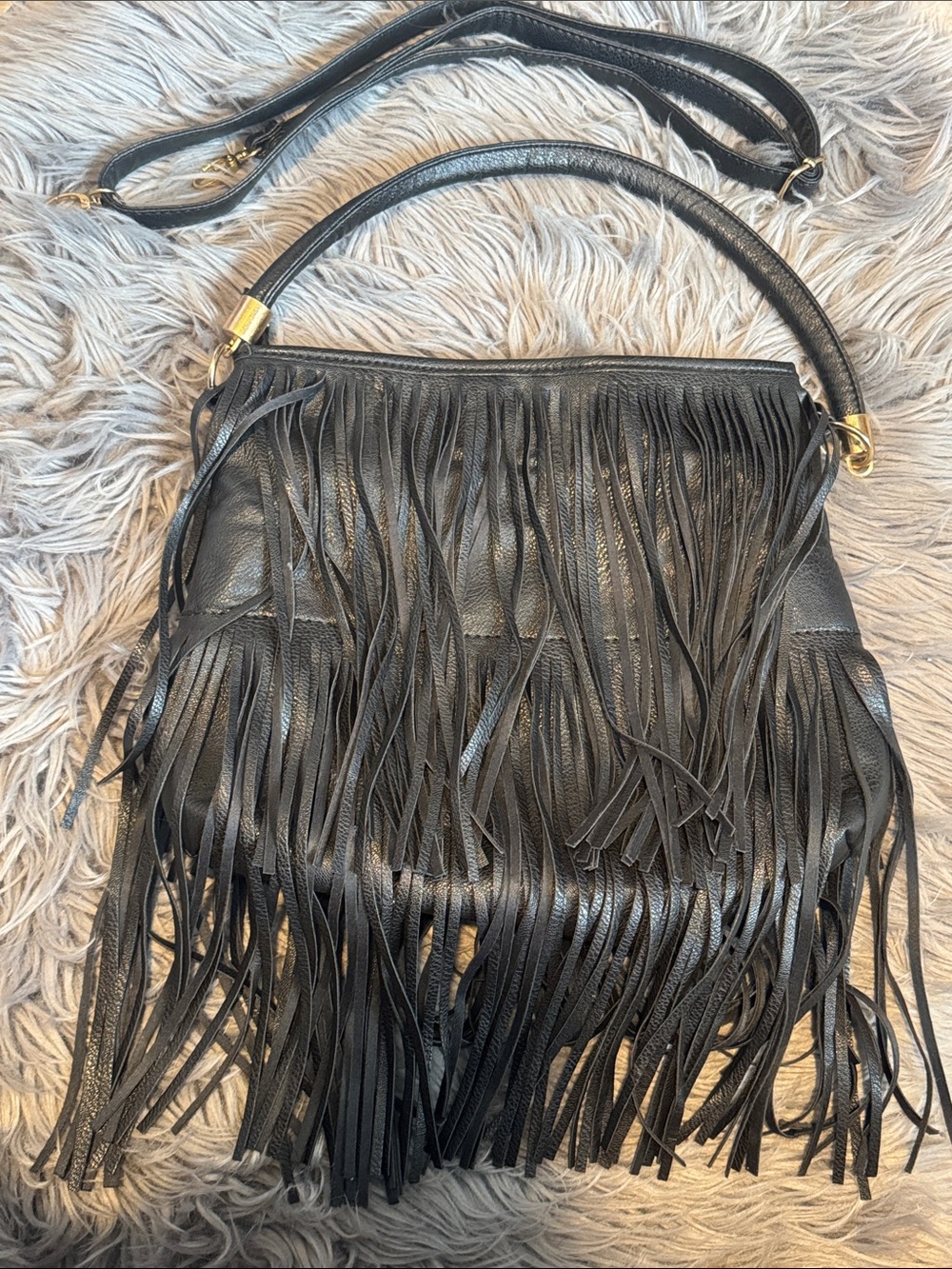 Black Faux Leather Fringe Crossbody Bag – Medium Boho Western - Picture 3 of 3